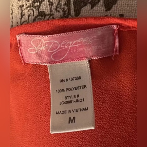 Six Degrees of Separation Medium Orange Sheer Blouse with Adjustable Sleeves - Picture 7 of 7
